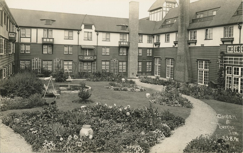 Garden at Eureka Inn - Frank Patterson