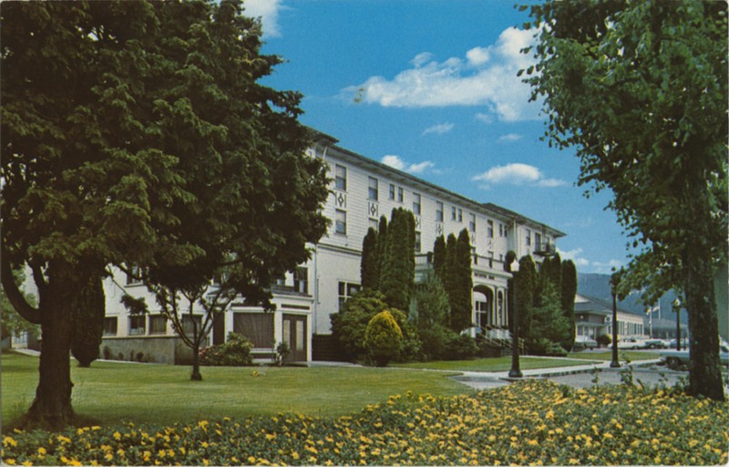 SCOTIA INN - E.F. Clements - Mike Roberts