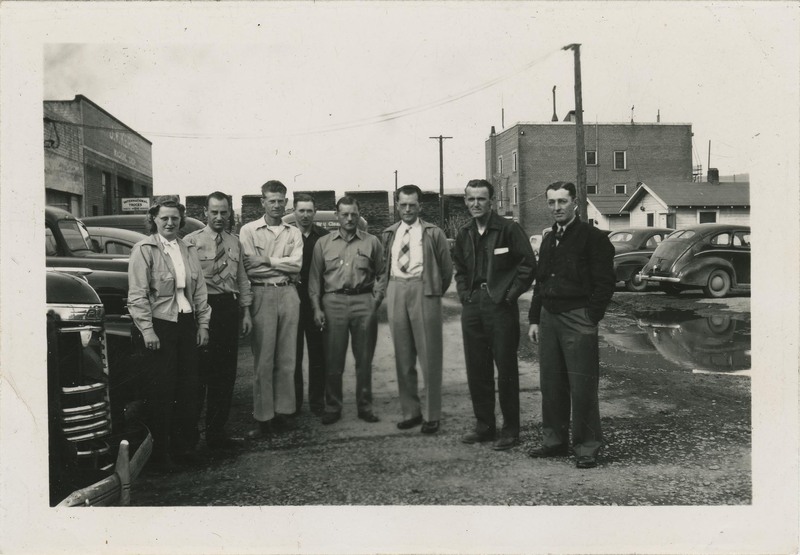 Unknown Group Photo - developed at Swanlund's - probably Eureka