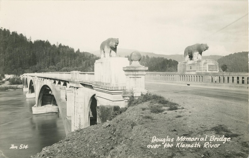 Douglas Memorial Bridge over the Klamath River - Zan