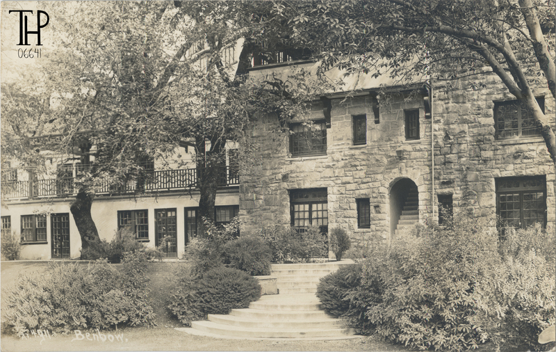 Back of Benbow Inn