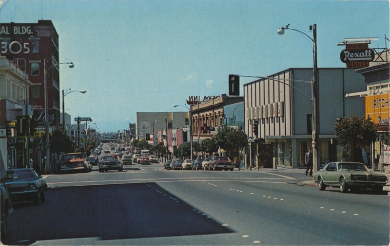 EUREKA, CALIF - 5th Street - Eastman's Studio