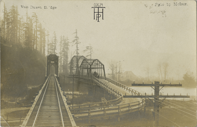 Railroad and wagon road over Van Duzen River near Alton - Meiser Photo