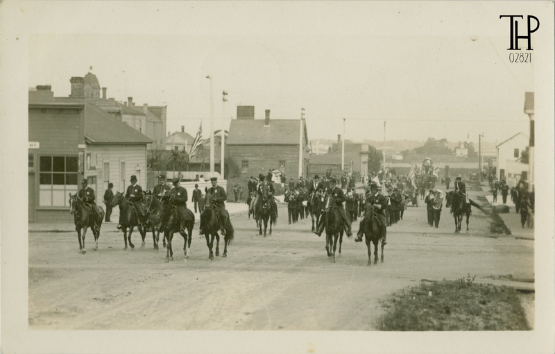 Parade On I St Eureka